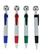 PLUMA PLASTICA BLANCA